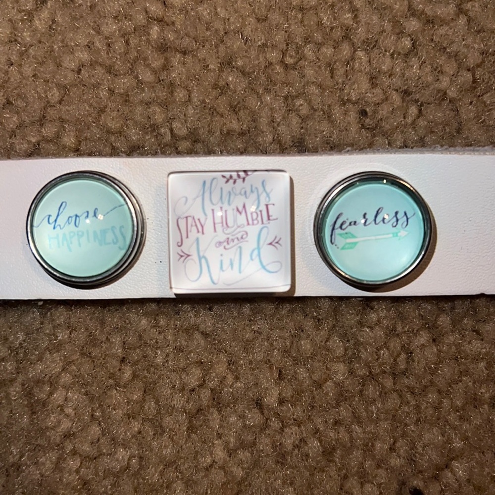 🌟Host Pick🌟White leather button snap bracelet